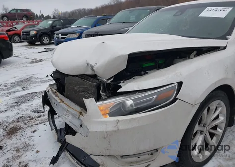 2017 Ford Taurus Limited z USA, uszkodzony, nr VIN 1FAHP2J85HG131058